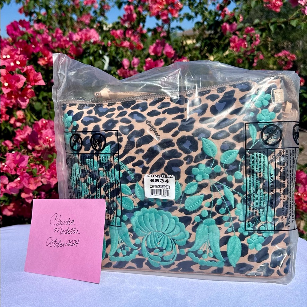 NWT Bettie Downtown